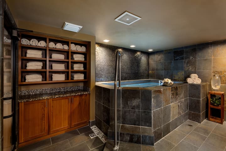 Teton Mountain Lodge and Spa