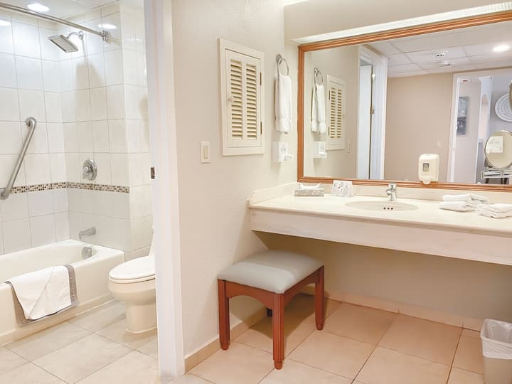 The Royal Sea Aquarium Resort