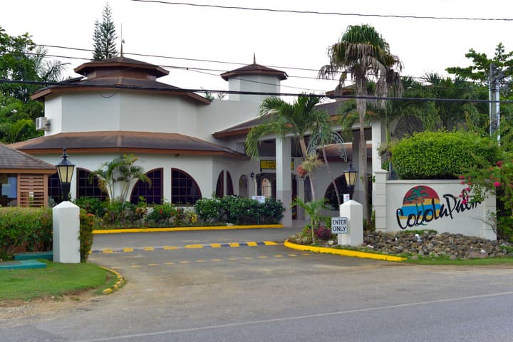 CocoLaPalm Seaside Resort
