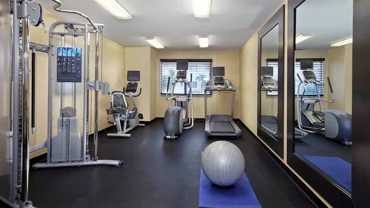 Holiday Inn Express Hotel Naples Downtown - 5th Avenue