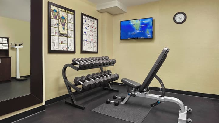 Holiday Inn Express Hotel Naples Downtown - 5th Avenue