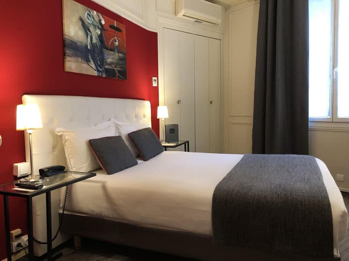 Hôtel le Dauphin