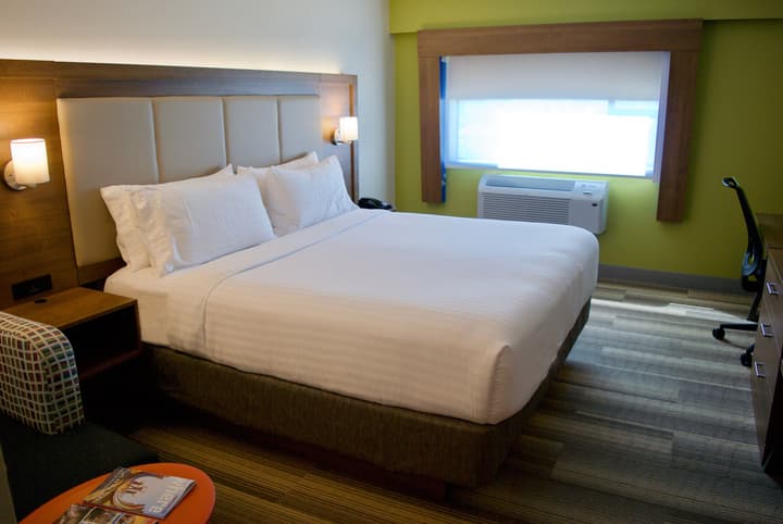 Holiday Inn Express Vancouver Airport Richmond by IHG