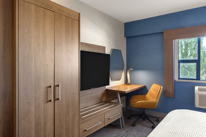Holiday Inn Express Vancouver Airport Richmond by IHG