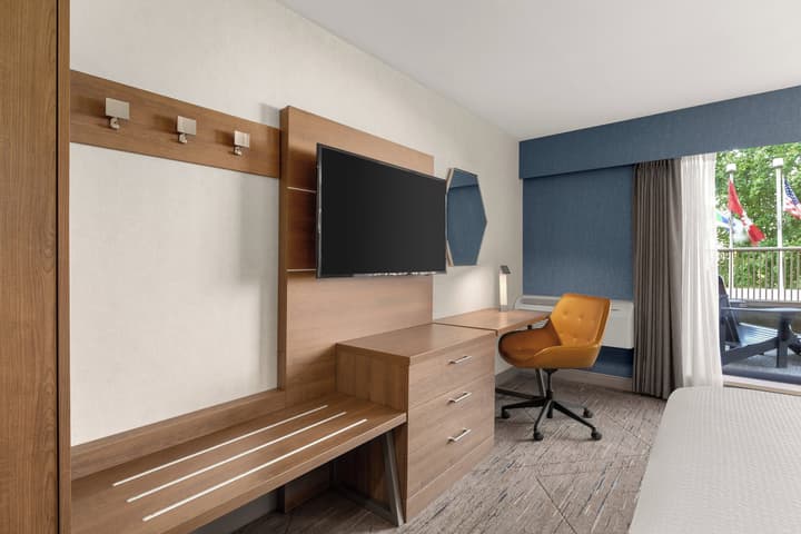 Holiday Inn Express Vancouver Airport Richmond by IHG