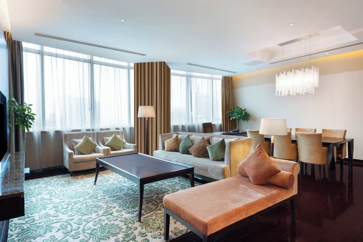 Holiday Inn Shanghai Pudong by IHG