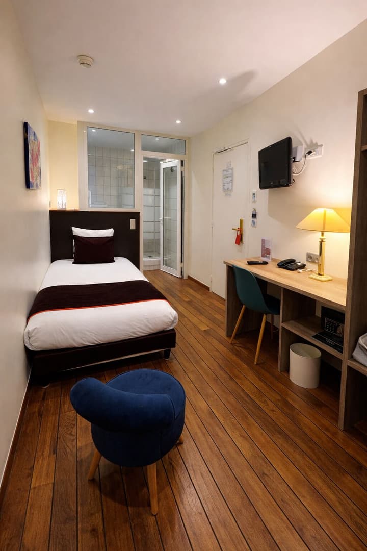Hotel Pax Opera