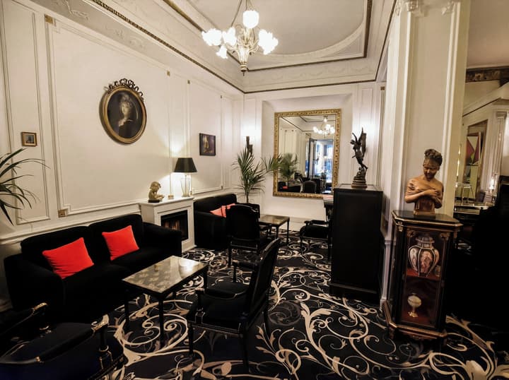Hotel Peyris Opera