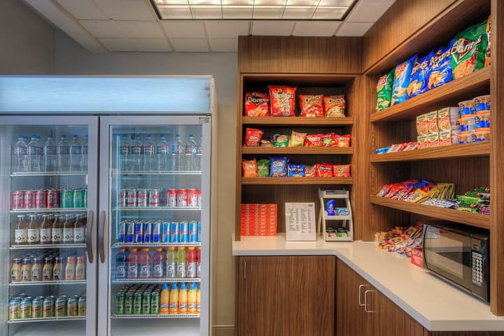 Holiday Inn Express & Suites Tempe by IHG