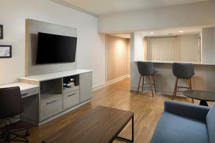 Four Points by Sheraton Richmond Airport