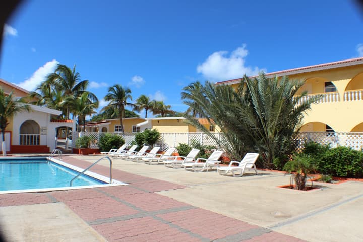 Coconut Inn