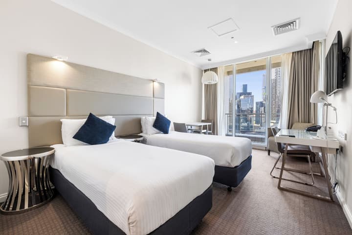 Clarion Suites Gateway