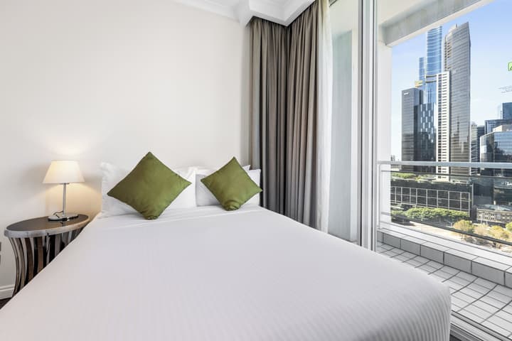 Clarion Suites Gateway