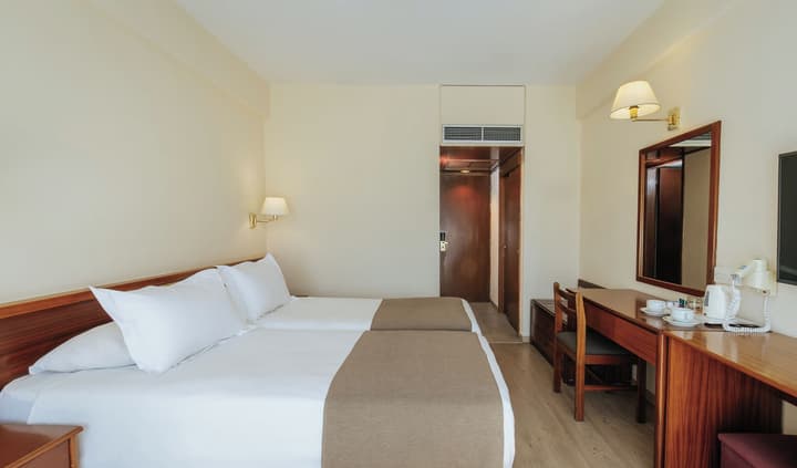 Kapetanios Odysseia Hotel