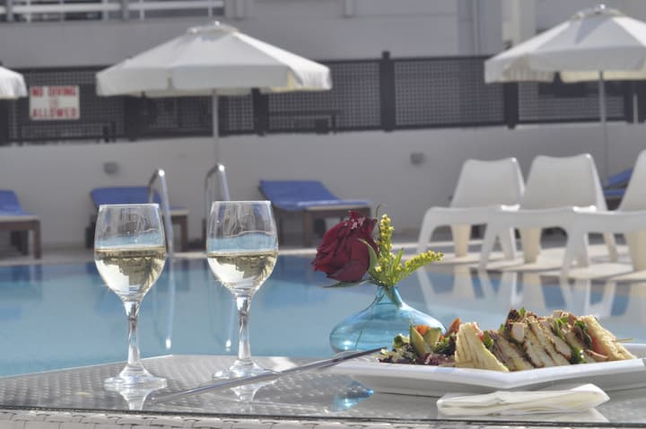 Sun Hall Hotel