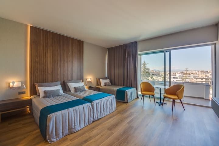 Sun Hall Hotel