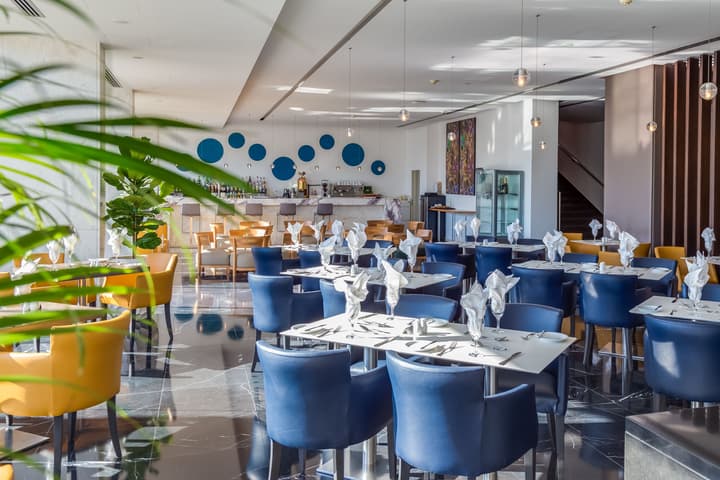 Sun Hall Hotel
