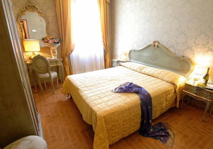 Hotel Canal