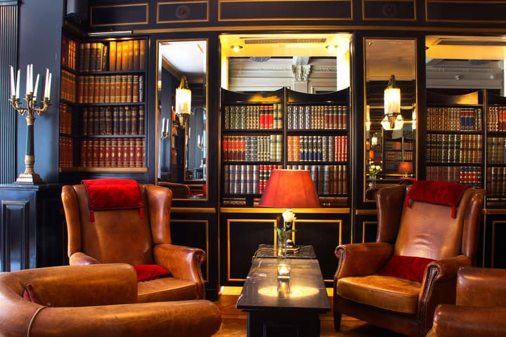 Apollofirst Boutique Hotel