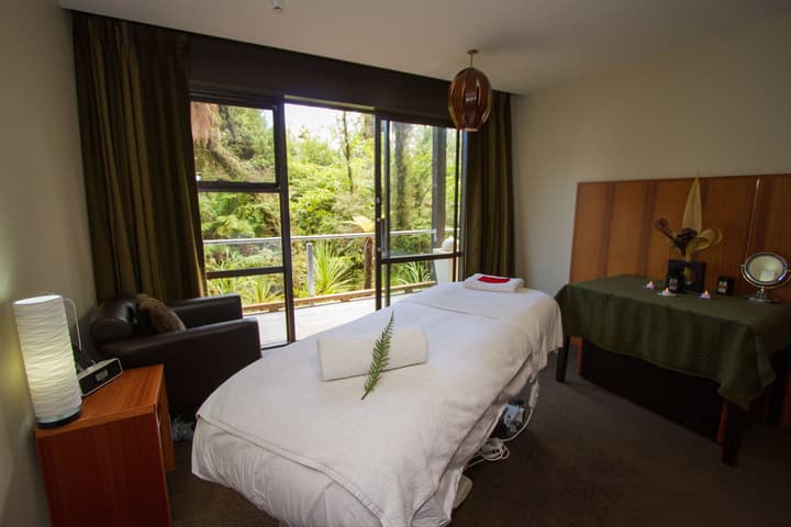 Scenic Hotel Franz Josef Glacier