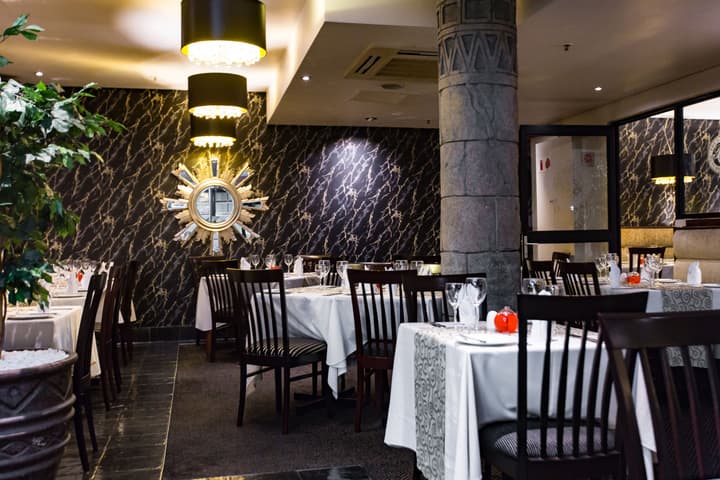 Cape Town Lodge Hotel
