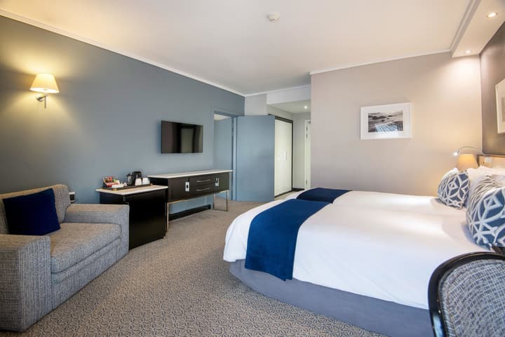 The Commodore Hotel