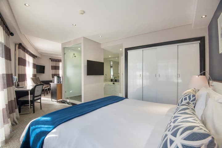 The Commodore Hotel