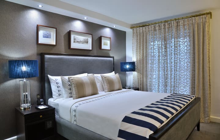 The Commodore Hotel