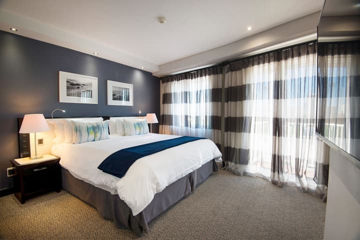 The Commodore Hotel