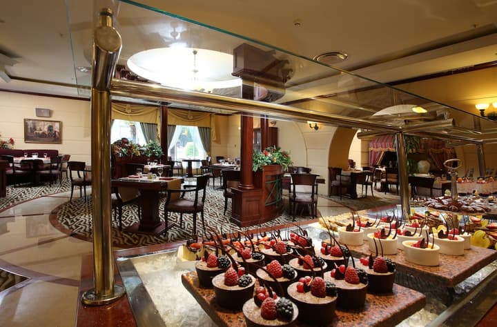 Carlton Palace Hotel