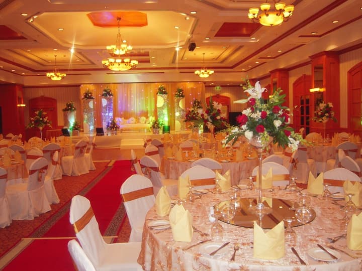 Carlton Palace Hotel