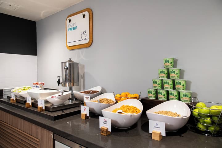Holiday Inn Express Edinburgh Airport by IHG