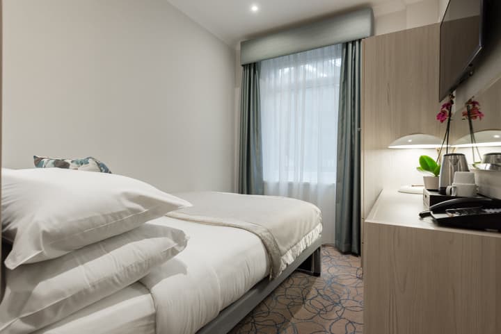 Blandford Hotel