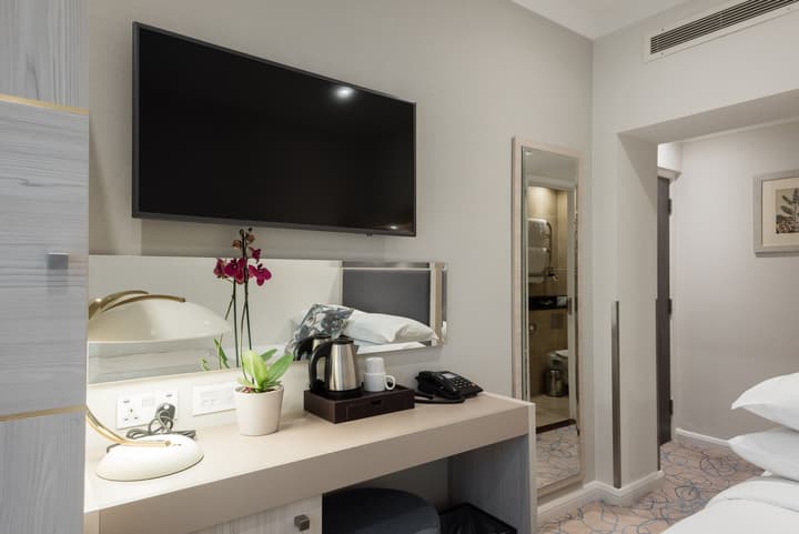 Blandford Hotel