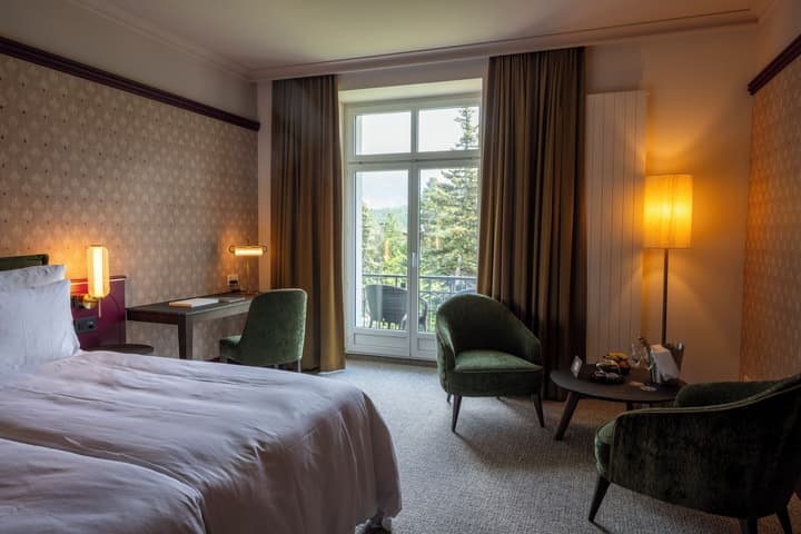 Cresta Palace