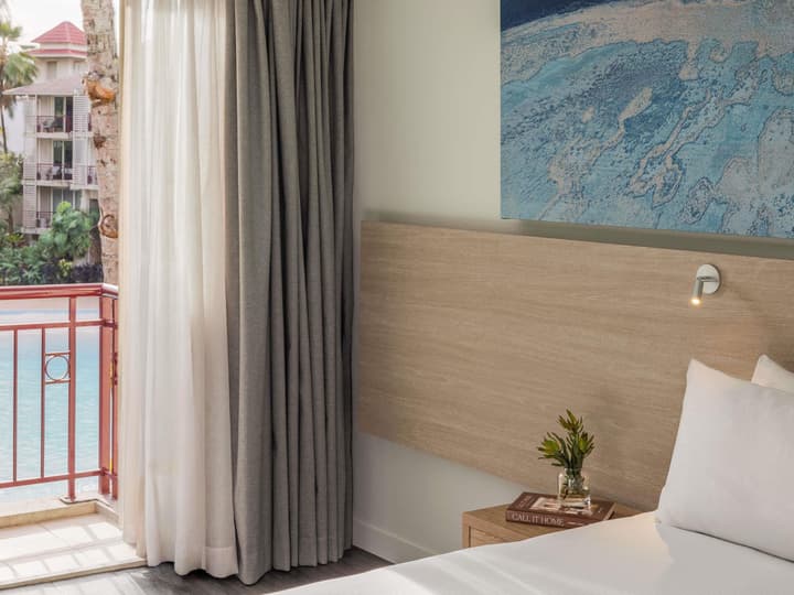 Novotel Cairns Oasis Resort