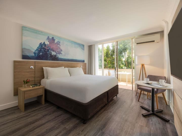 Novotel Cairns Oasis Resort