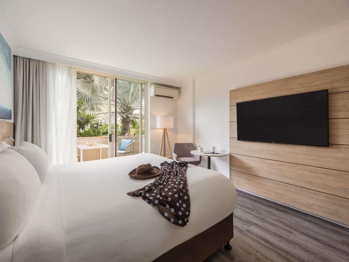 Novotel Cairns Oasis Resort