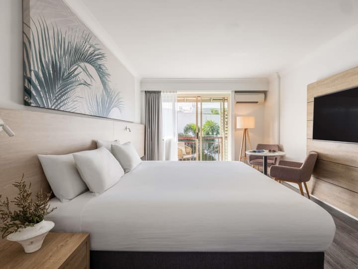 Novotel Cairns Oasis Resort