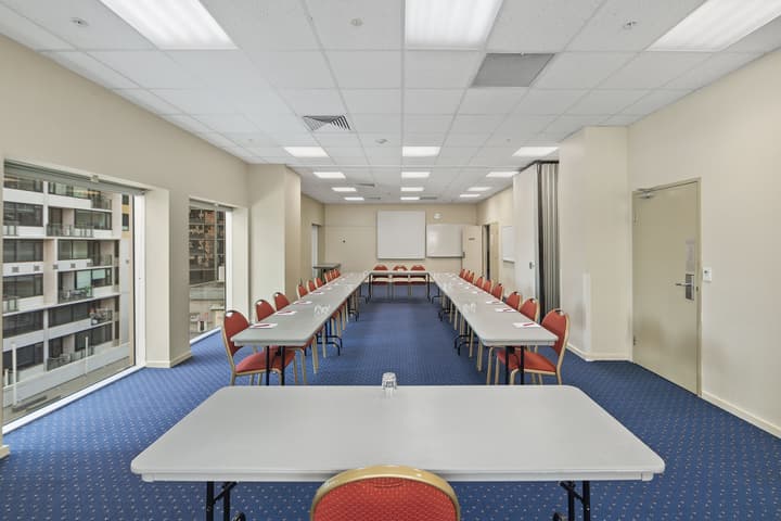 YEHS Hotel Melbourne CBD
