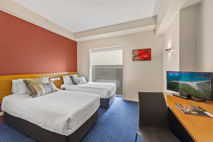 YEHS Hotel Melbourne CBD