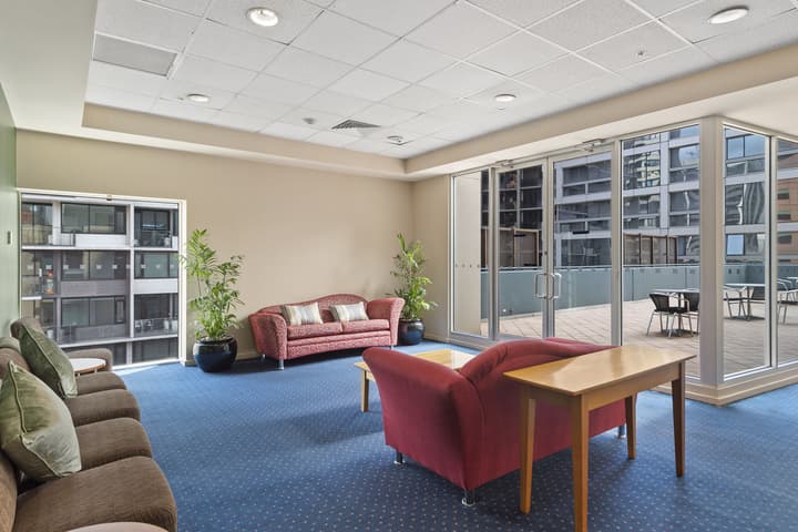 YEHS Hotel Melbourne CBD