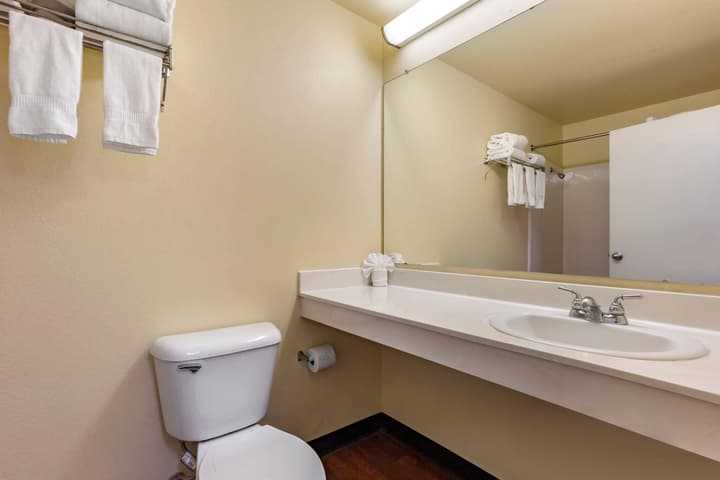 Suburban Studios Albuquerque Uptown