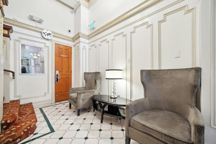 Union Square Plaza Hotel