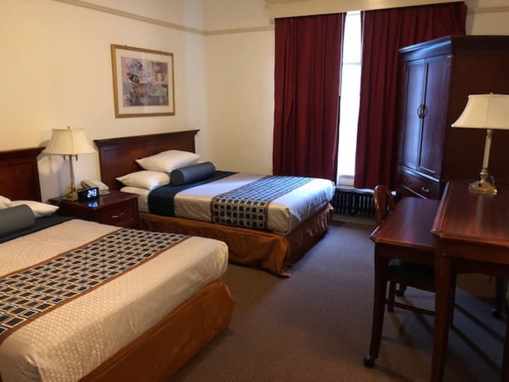 Union Square Plaza Hotel