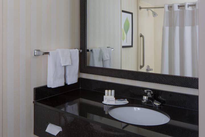 Fairfield Inn & Suites Orlando Lake Buena Vista