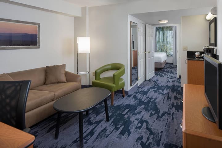 Fairfield Inn & Suites Orlando Lake Buena Vista