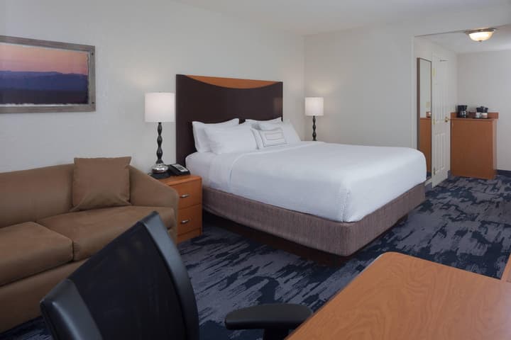Fairfield Inn & Suites Orlando Lake Buena Vista