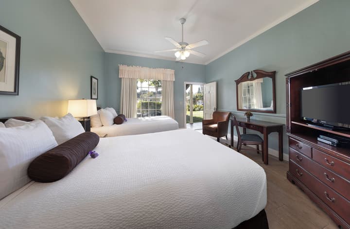 Lavender Inn by the Sea