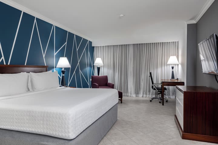 Crowne Plaza Panama by IHG